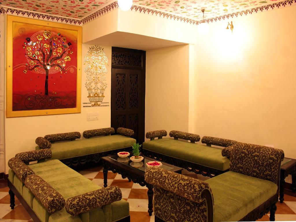 Hotel Mahima Palace Udaipur Exteriör bild
